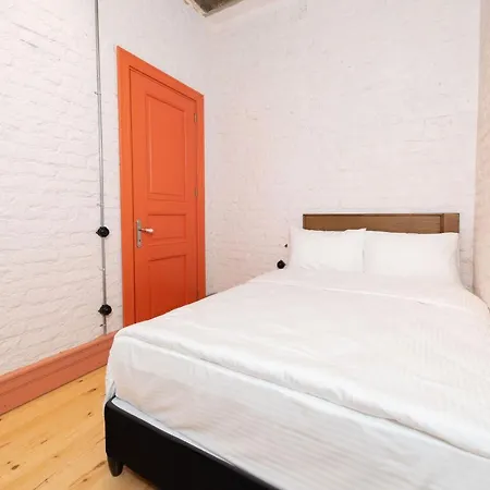 Penelope's Loft: Just Renovated 5br In City Centre